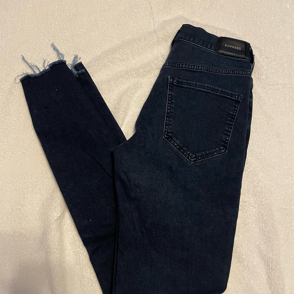 Express Women's Dark Blue Skinny Jeans